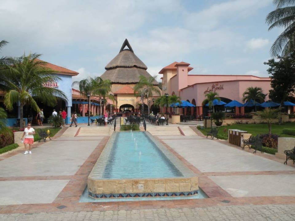 Meetingpoint Sandos Playacar Beach Resort