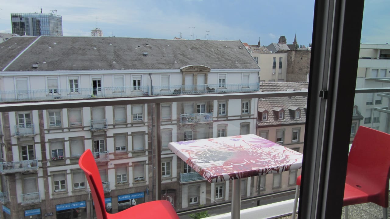 Schöne Dachterrasse Hotel Lagrange City Strasbourg