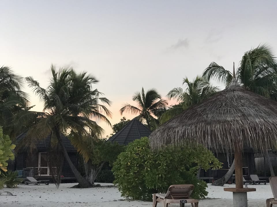 Strand Kuredu Island Resort & Spa