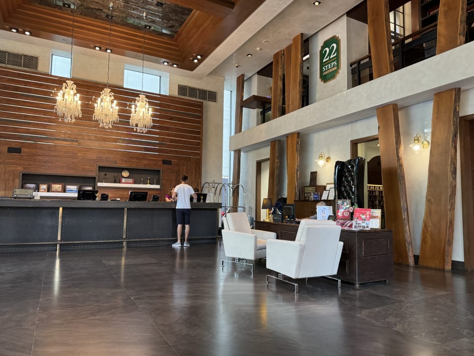 Lobby InterContinental Bangkok Sukhumvit by IHG