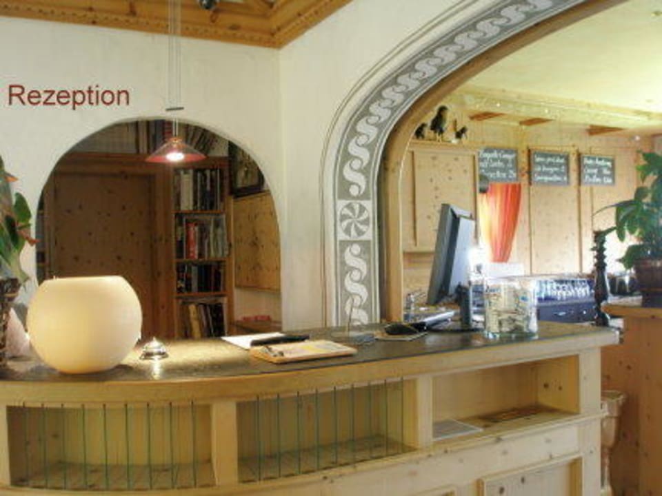 Rezeption Hotel Cristallo