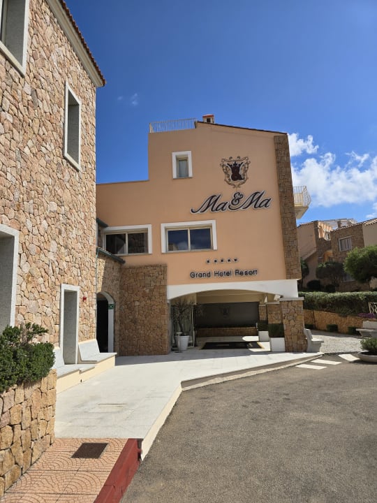 Außenansicht Grand Hotel Resort Ma&MA