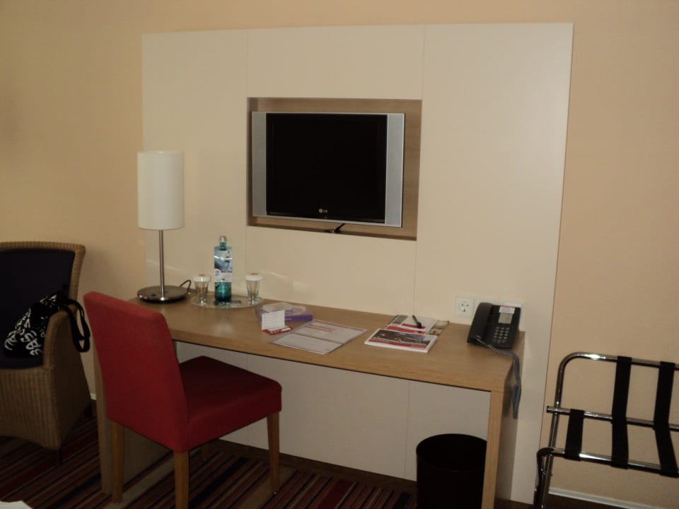 Schreibtisch H+ Hotel Bochum