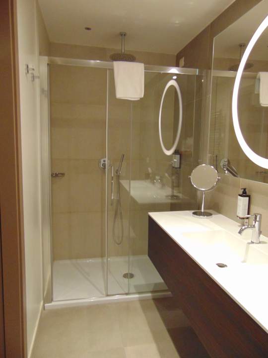 Zimmer Mercure Almaty City Center