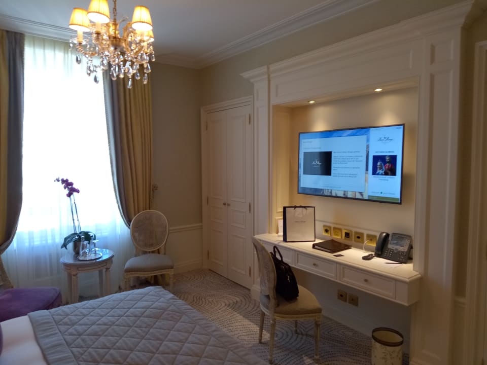 Zimmer Hotel Beau Rivage