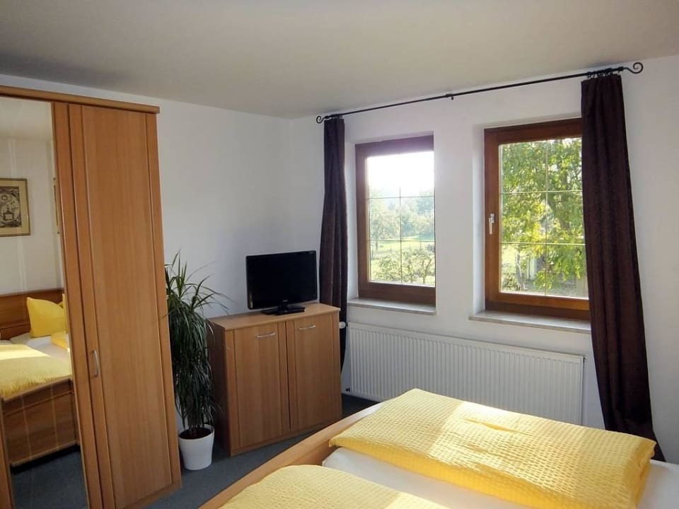 Zimmer Hotel Garni Zum Rebstock