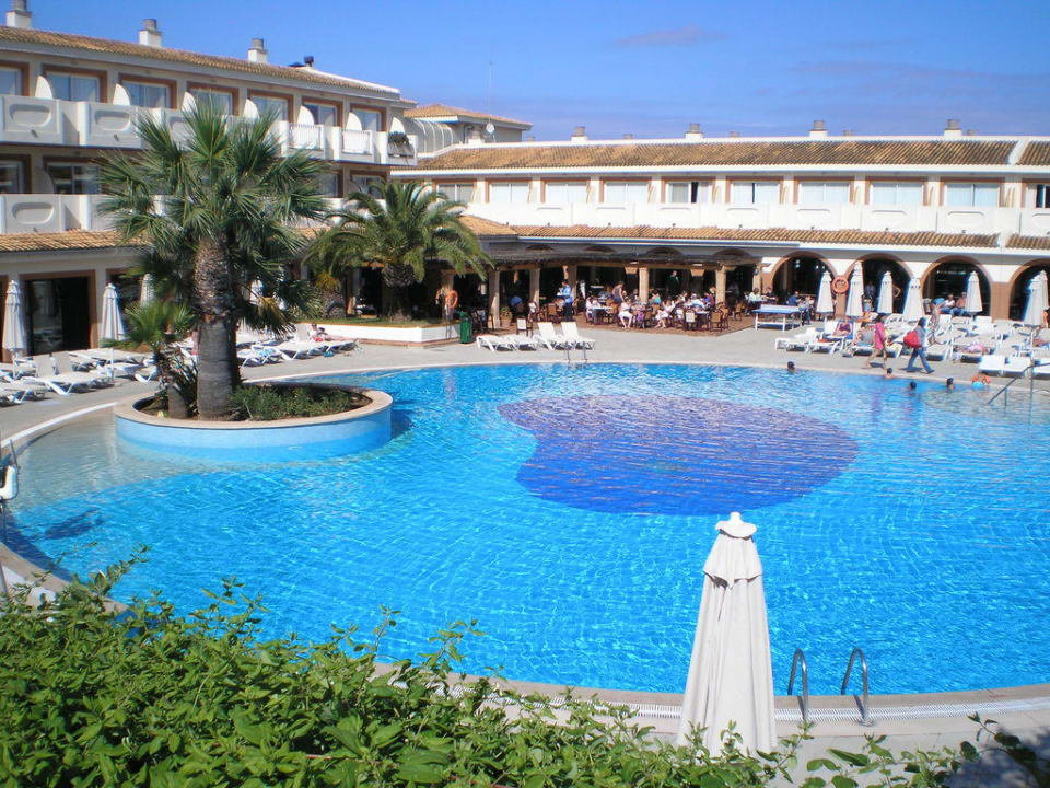 Der Pool blau punta reina