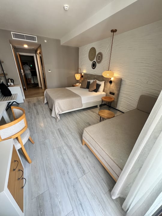 Zimmer Side Royal Style Hotel