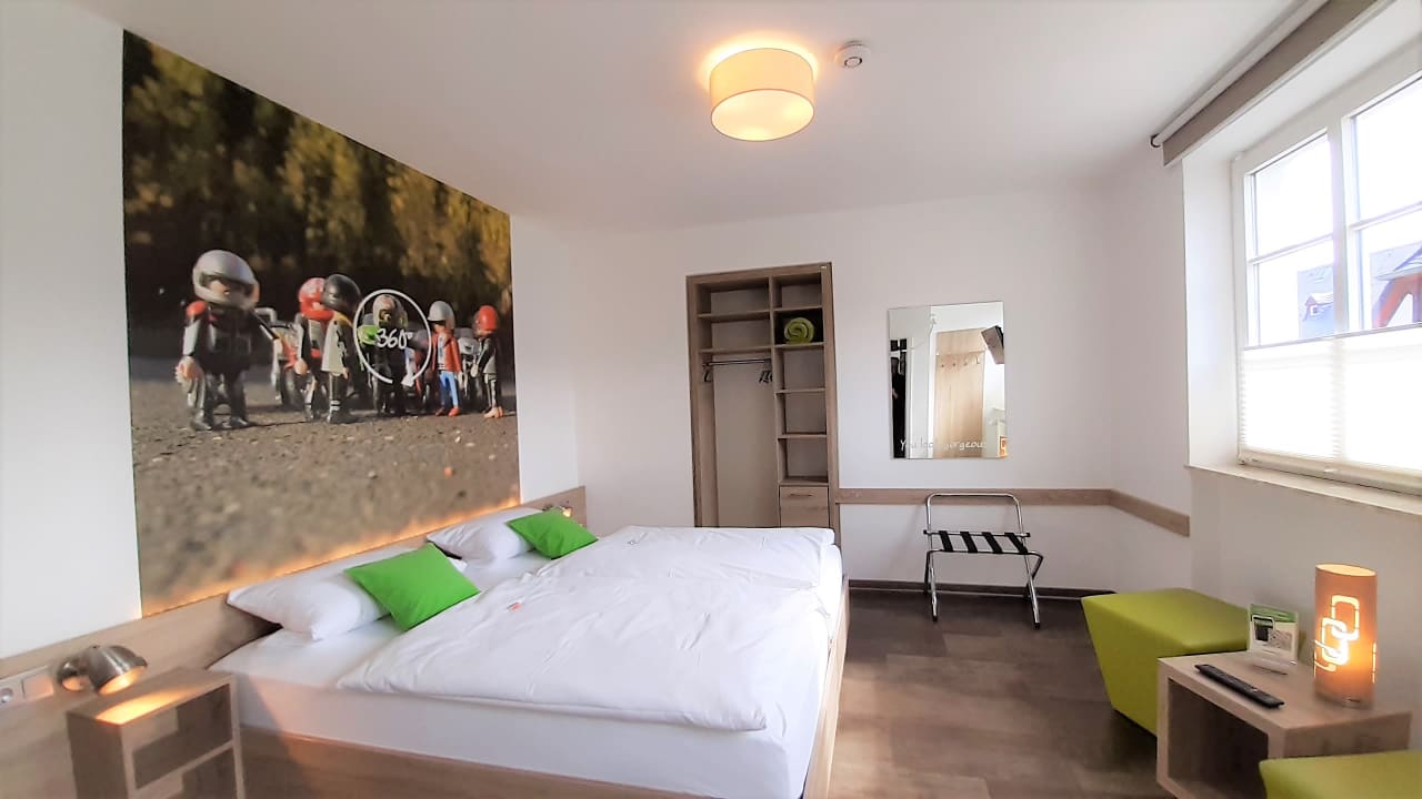 Zimmer Winkelwerkstatt hotel café
