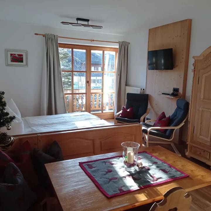 Zimmer Ferienwohnung Uschi - Gästehaus Becher