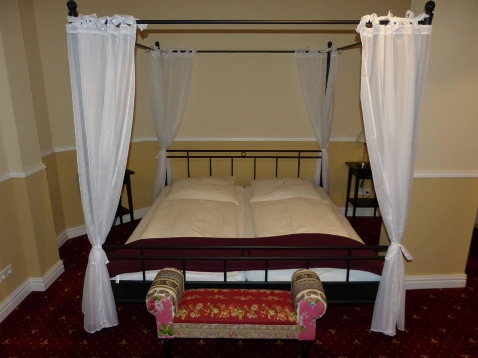 Doppelbett Pension Gutshof Sagritz