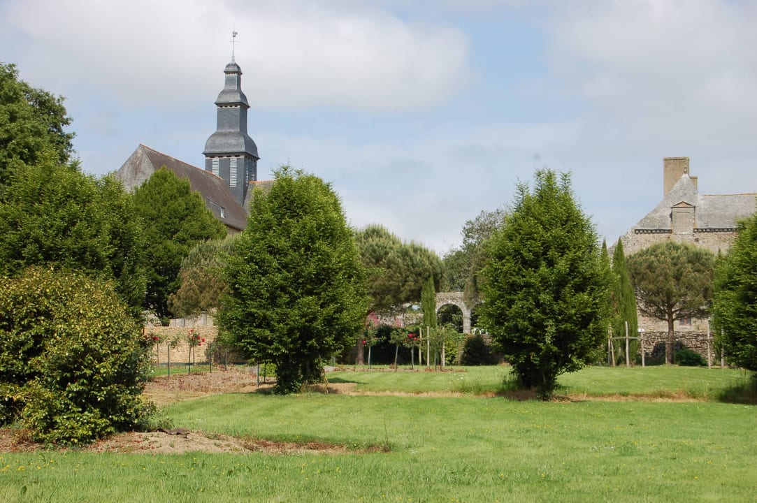 Jardin - Vue sur l'Abbaye Hôtel de l'Abbaye