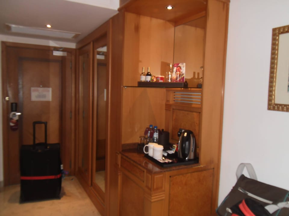 Minibar  Crowne Plaza Salalah