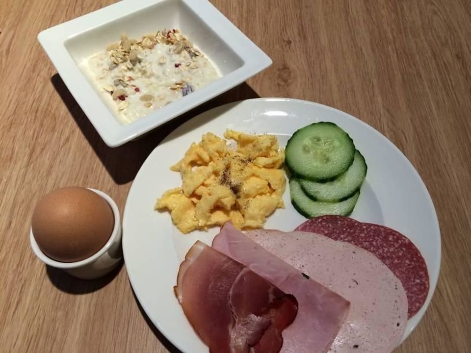 More than basic continental breakfast Hotel Ibis Frankfurt Centrum