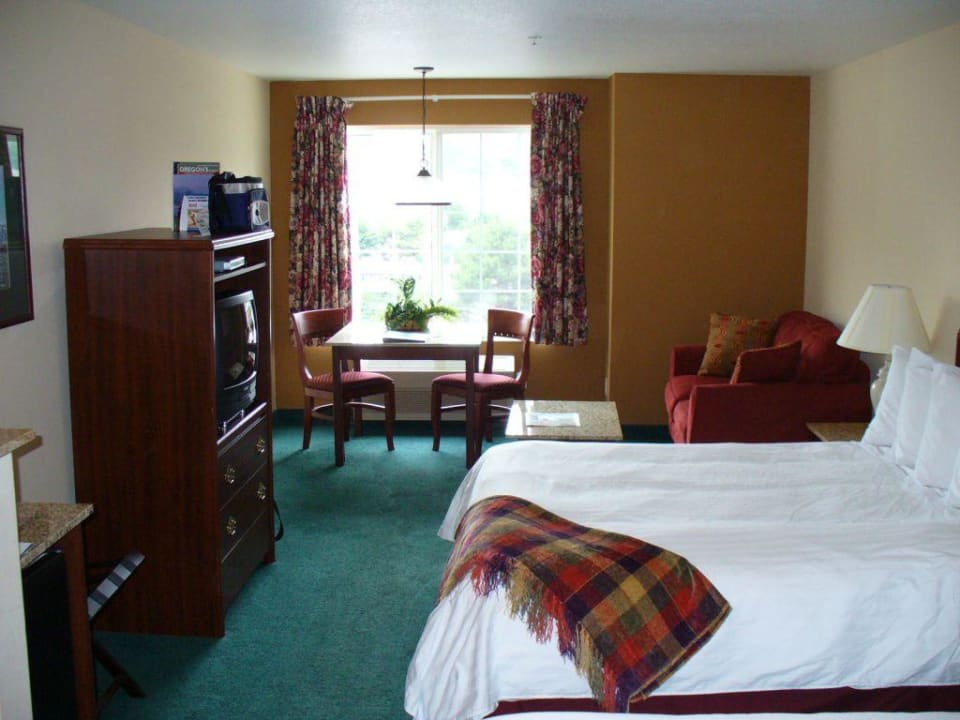 Hotel Suites Hotel The Ashley Inn & Suites