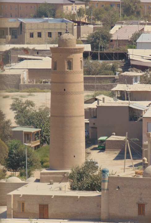 Außenansicht Madrasah Polvon-Qori Boutique