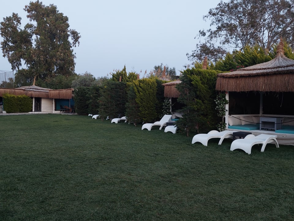 Gartenanlage Tiana Beach Resort