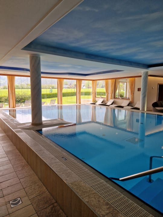 Pool Wellnesshotel Zechmeisterlehen