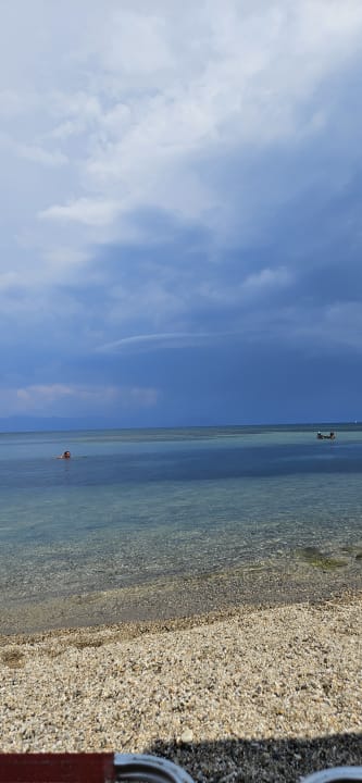 Strand Nasos Hotel & Resort