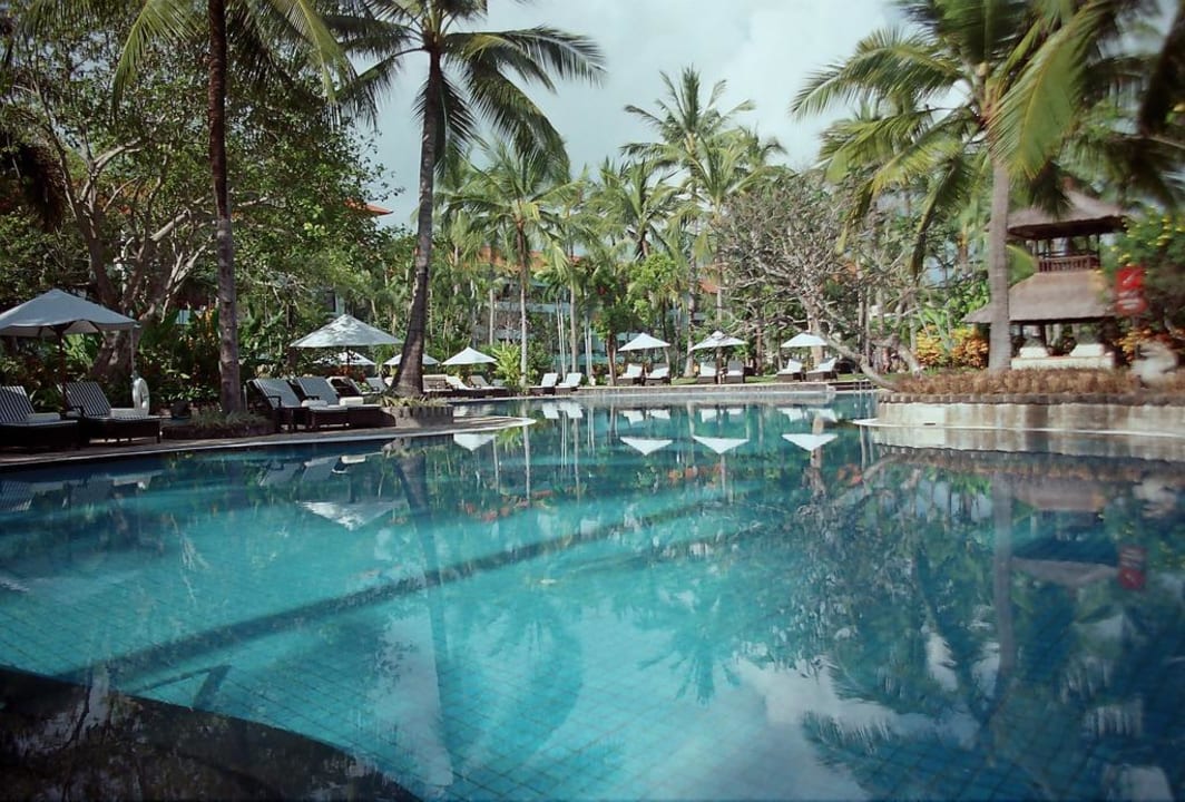 Der Pool am Morgen The Laguna A Luxury Collection Resort & Spa