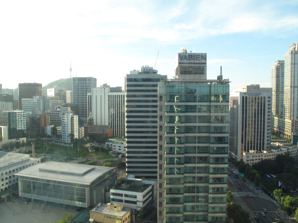 Blick aus dem Fenster Hotel Vabien Suites II Residence