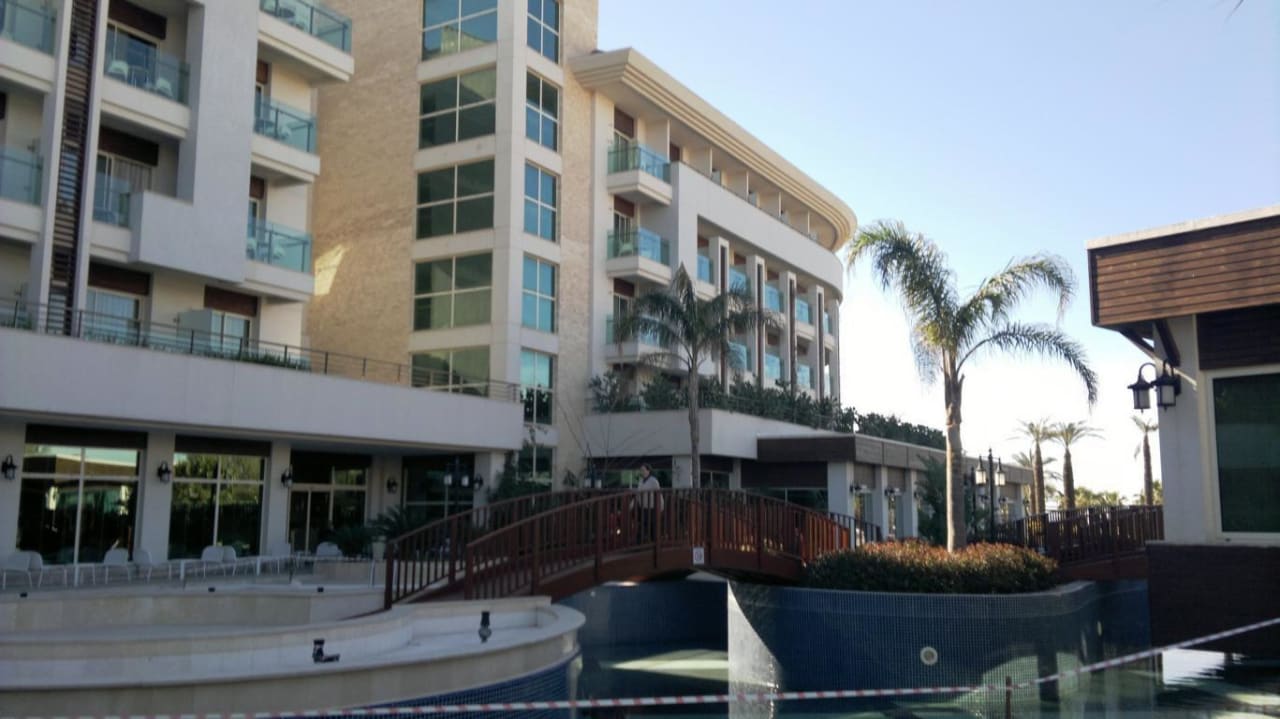 Von Aussen her Sunis Evren Beach Resort Hotel & Spa