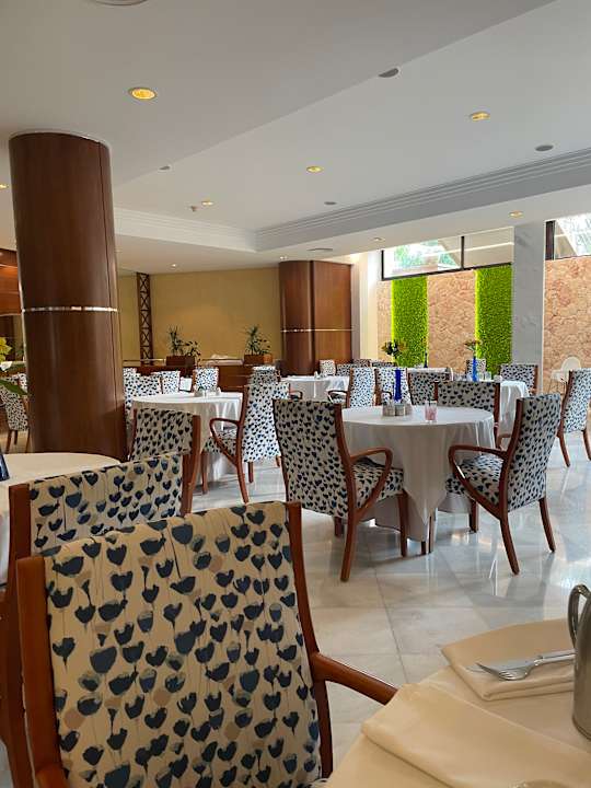 Gastro Hotel Serrano Palace