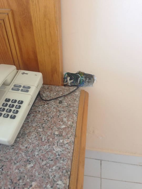 Offene Kabel Le Mirage New Tower