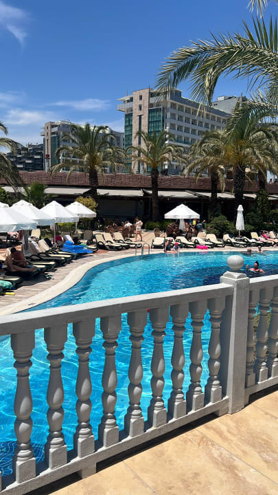 Pool Royal Wings Hotel