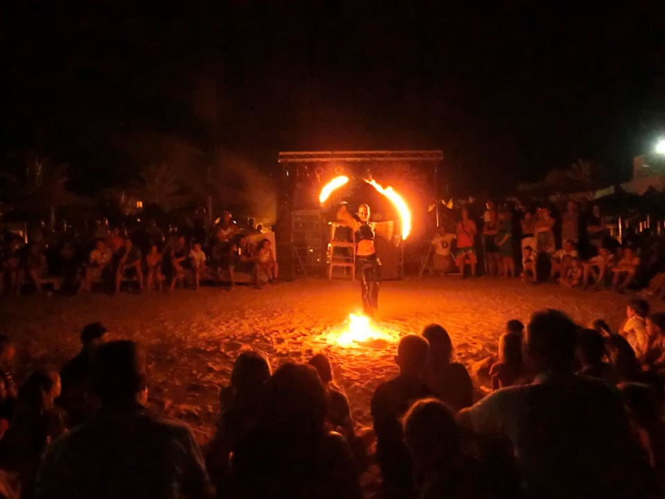 Feuershow am Strand Beach Albatros Resort
