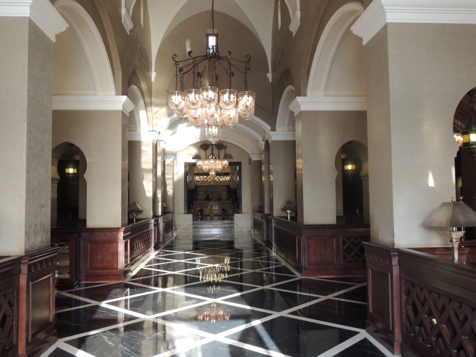 Lobby Miramar Al Aqah Beach Resort