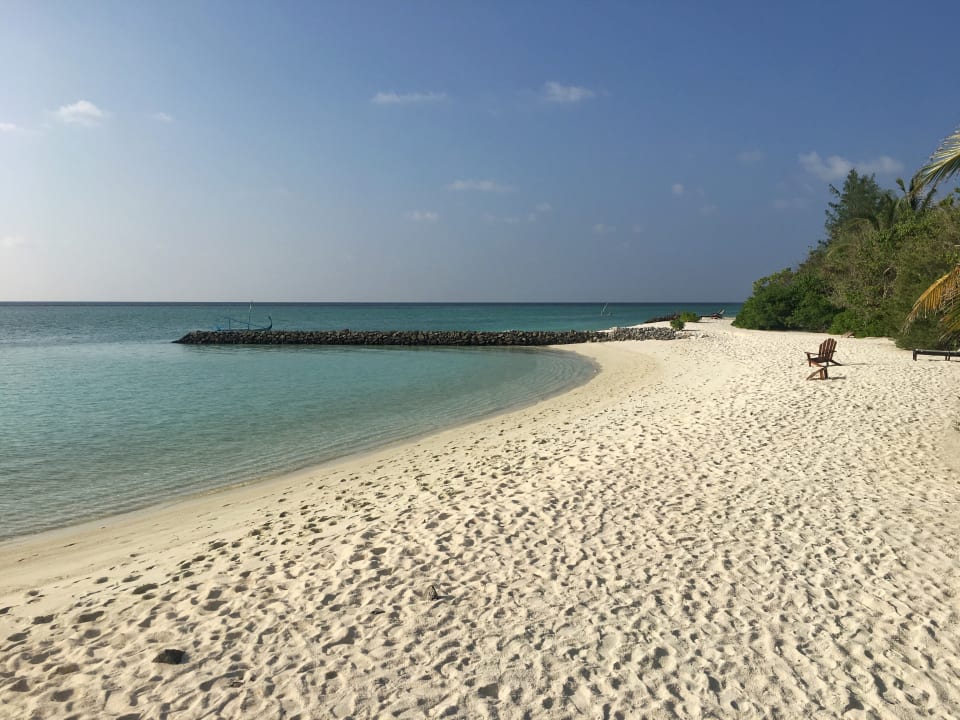 Trotz vielen Gästen ist der Strand meistens leer  Summer Island Maldives