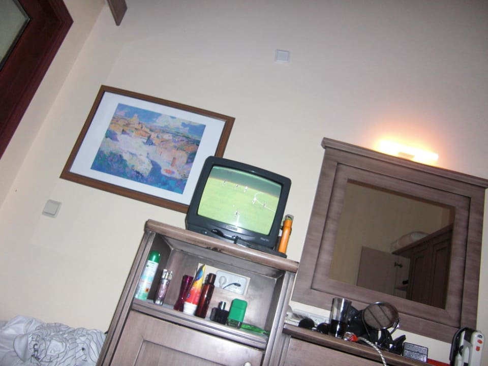 TV Ecke  Green Paradise Beach Hotel