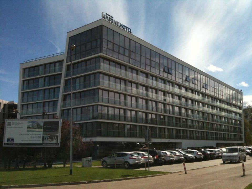 Das Hotel vom Meer aus Marine Hotel by Zdrojowa