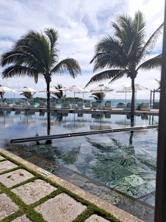 Pool Radisson Blu Poste Lafayette Resort & Spa - Adults only