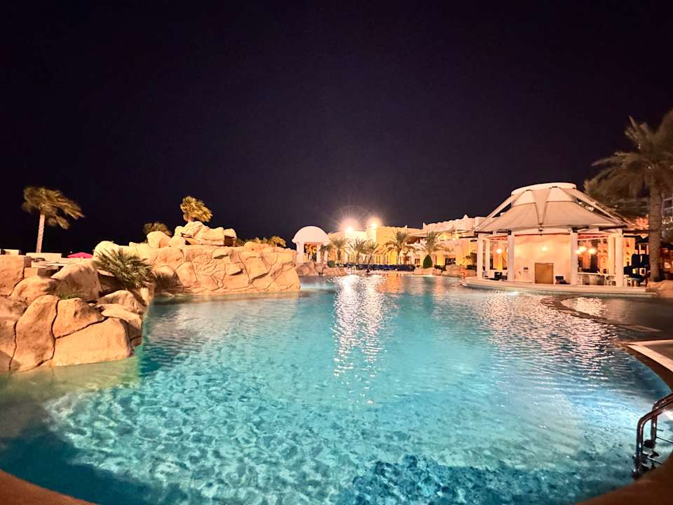 Außenansicht Sharq Village & Spa, a Ritz-Carlton Hotel