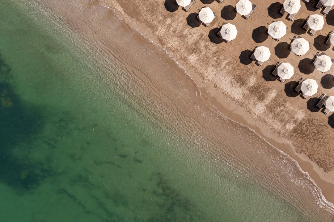 Strand Adin Resort Hotel