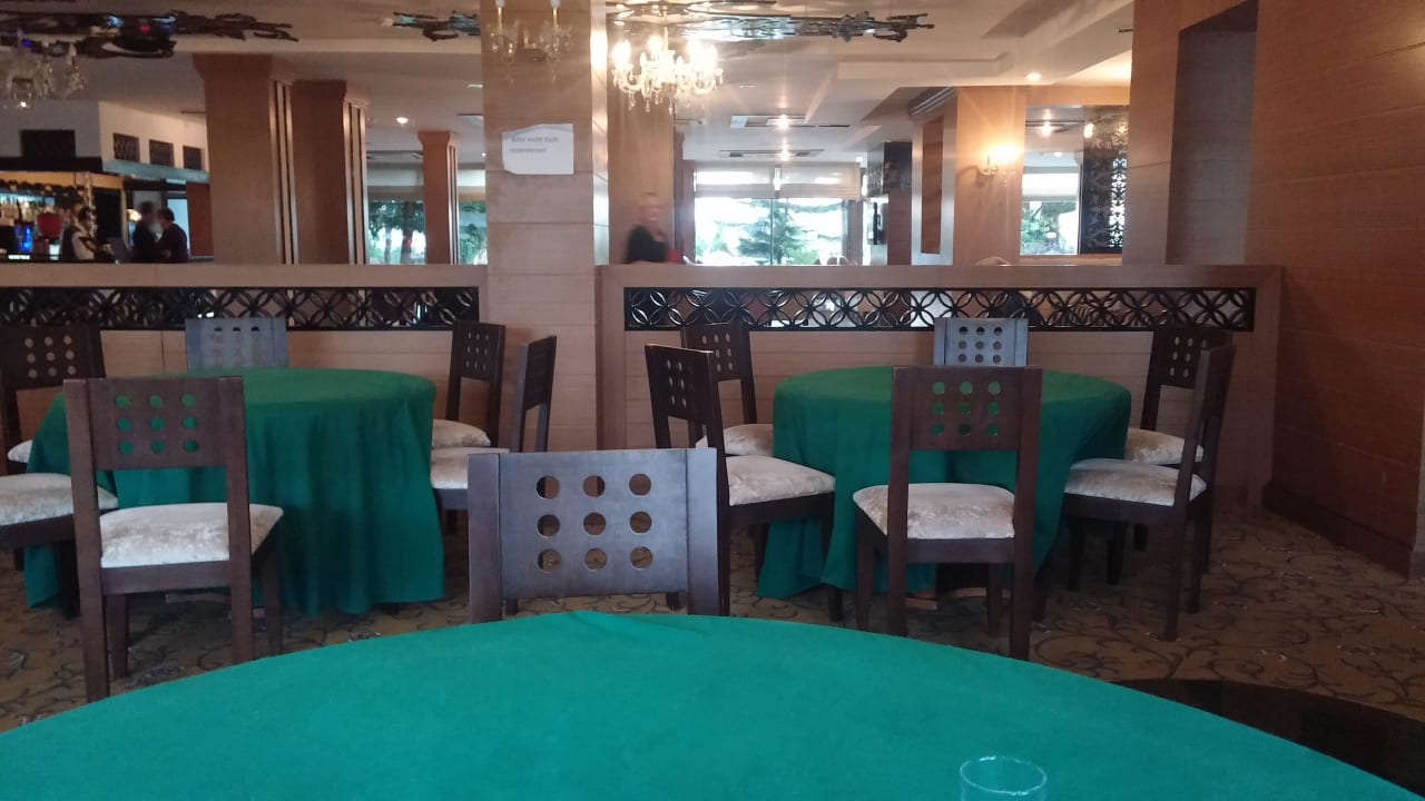 Karten spielen? Seaden Corolla Hotel