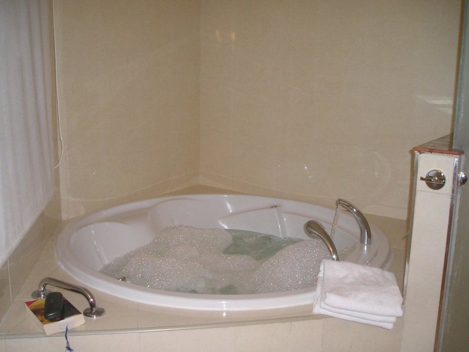 Whirlpool im Zimmer Grand Palladium Select Bávaro Resort & Spa