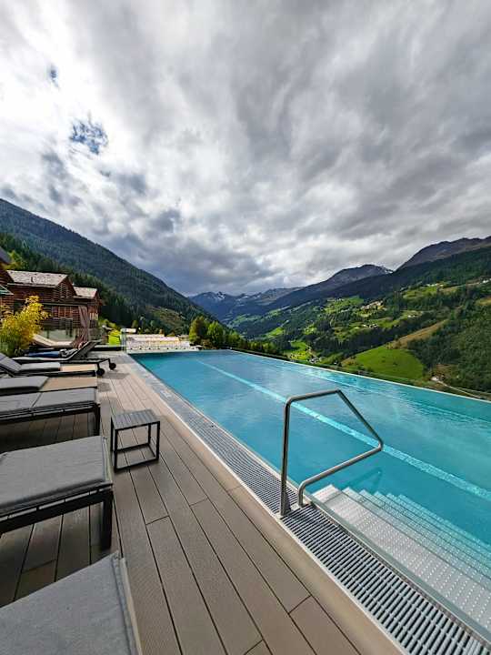 Pool Bergwiesenglück