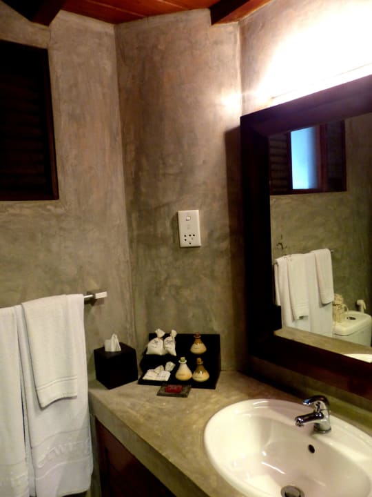 Das sehr kleine Bad Hotel Jetwing Sea