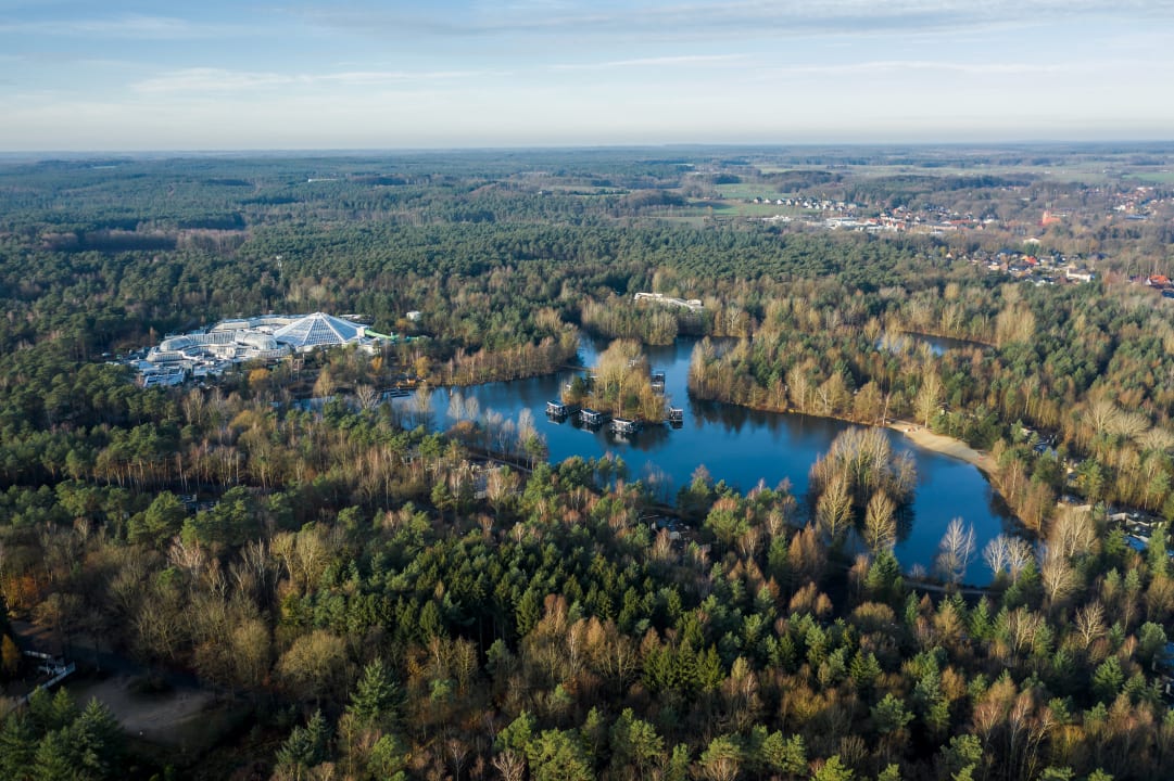 Außenansicht Hotel Bispinger Heide by Center Parcs