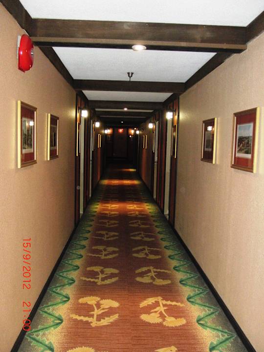 Flur Abercorn Inn Vancouver Airport