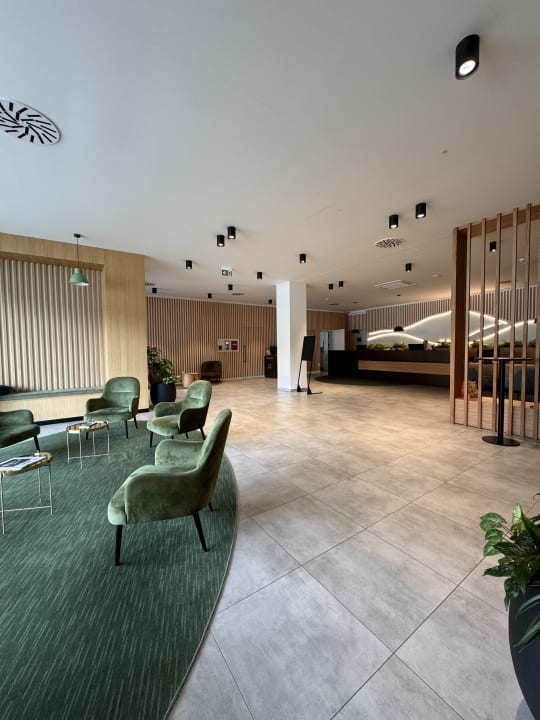 Lobby Hotel Element