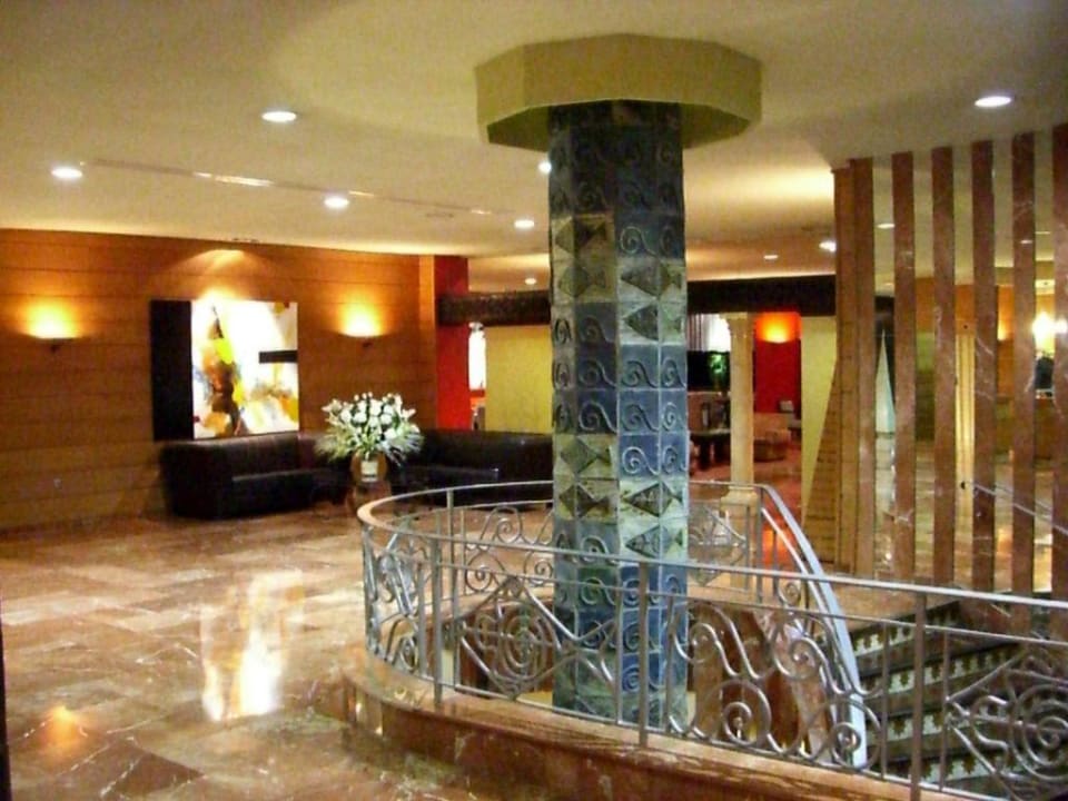 In der Eingangshalle BLUESEA Al Andalus