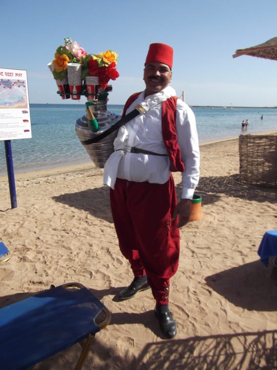 Waren versorgt Jaz Makadi Oasis Resort