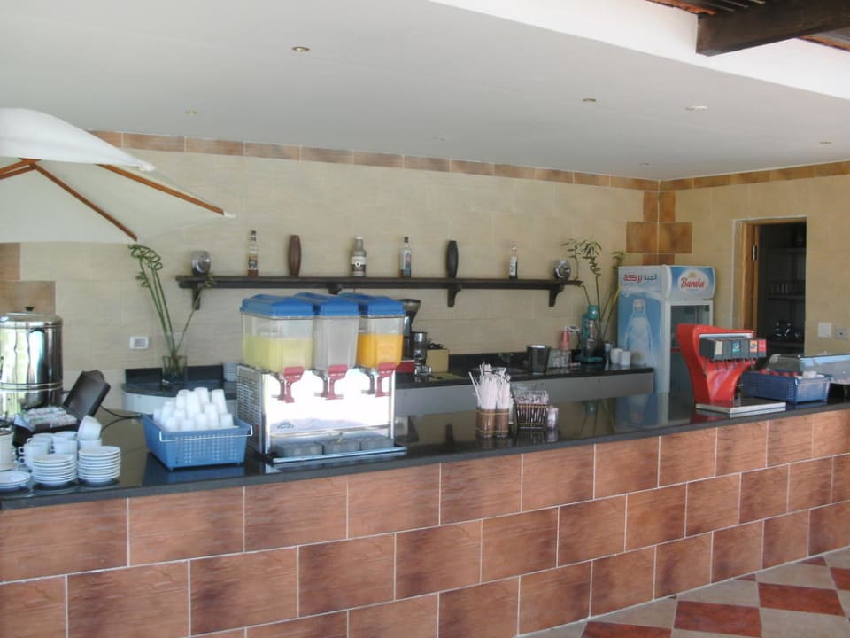 Die Cinderellabar Beach Albatros Resort