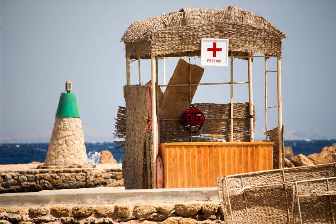 Rettungsschwimmerposten an der Lagune  Pickalbatros Citadel Resort