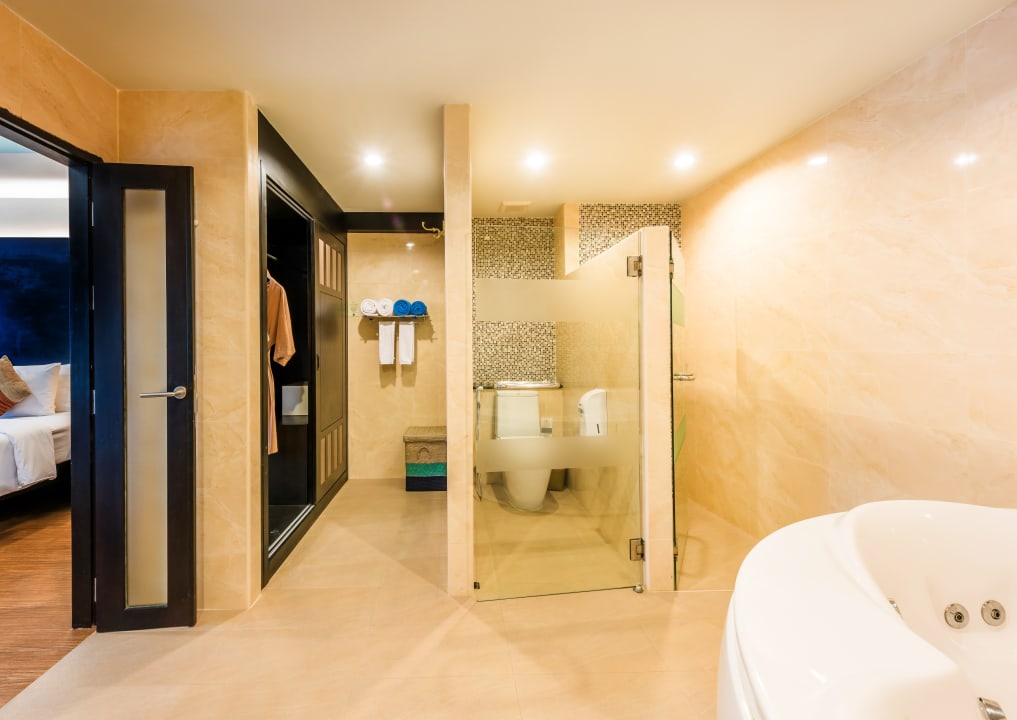 Zimmer Kata Sea Breeze Resort