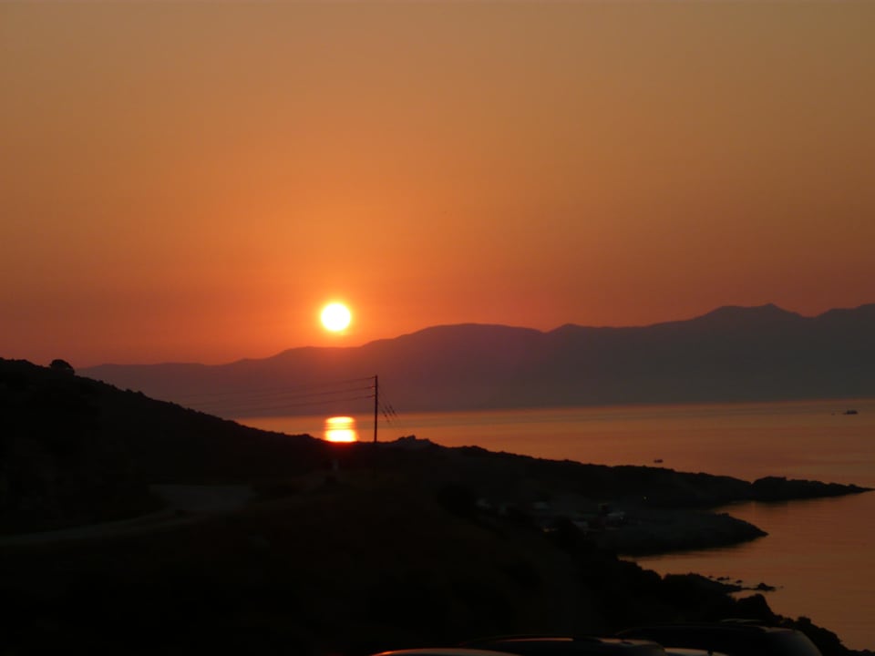 Sonnenaufgang auf der Terrasse vom Maistrali Hotel Maistrali
